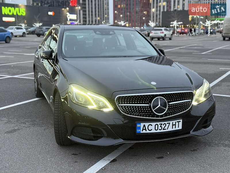 Седан Mercedes-Benz E-Class 2013 в Киеве