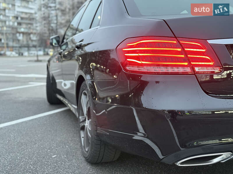 Седан Mercedes-Benz E-Class 2013 в Киеве