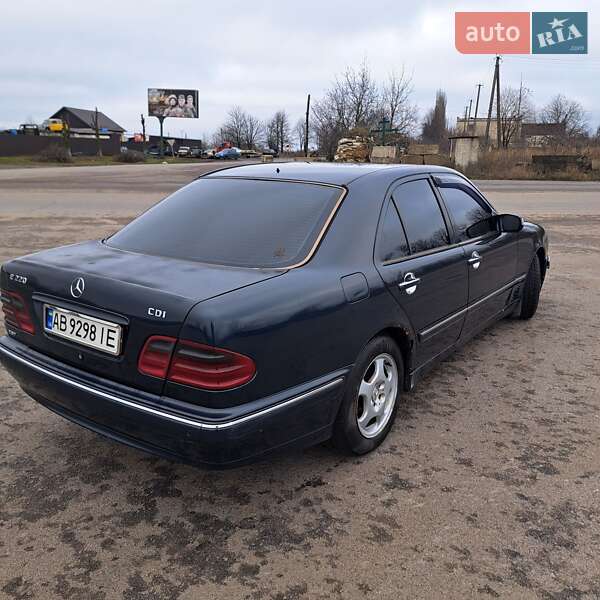 Седан Mercedes-Benz E-Class 2001 в Тульчині