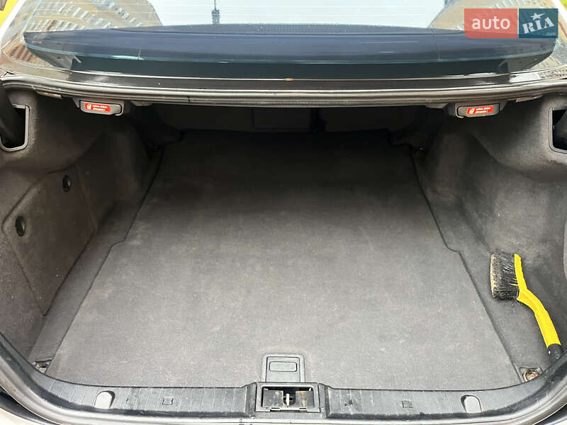 Седан Mercedes-Benz E-Class 2003 в Киеве фото 13 Седан Mercedes-Benz E-Class 2003 в Киеве