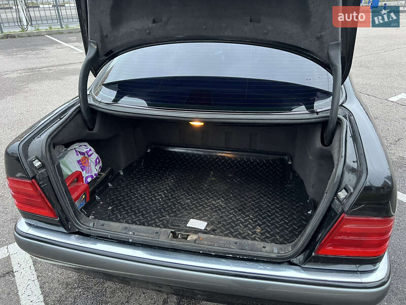 Седан Mercedes-Benz E-Class 1998 в Харькове