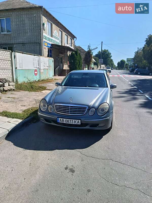 Mercedes-Benz E-Class 2004