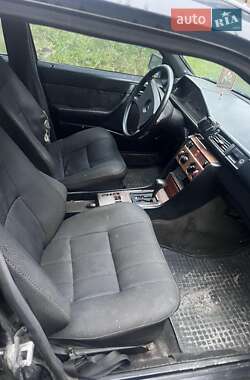 Седан Mercedes-Benz E-Class 1989 в Хмельницком