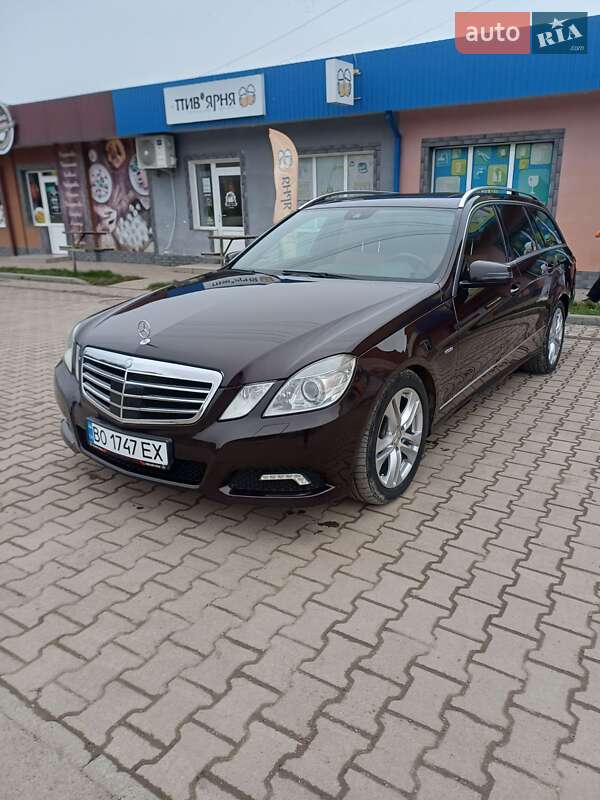 Универсал Mercedes-Benz E-Class 2010 в Чорткове фото 2 Универсал Mercedes-Benz E-Class 2010 в Чорткове
