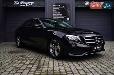 Седан Mercedes-Benz E-Class 2020 в Львове