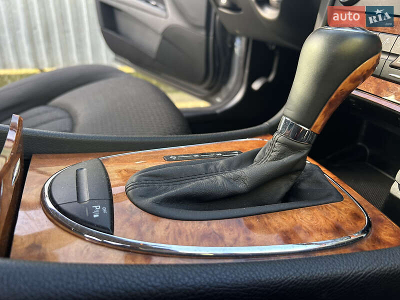 Седан Mercedes-Benz E-Class 2008 в Ужгороді