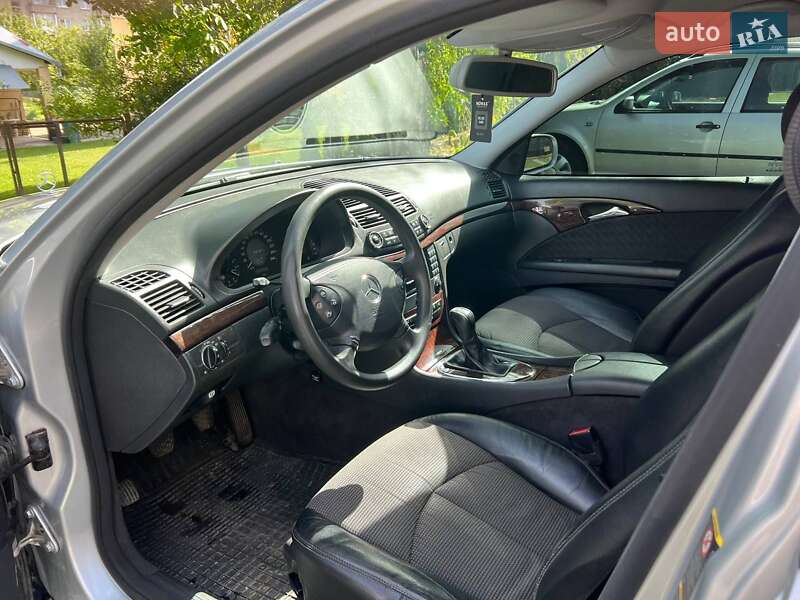 Седан Mercedes-Benz E-Class 2005 в Самборі фото 10 Седан Mercedes-Benz E-Class 2005 в Самборі