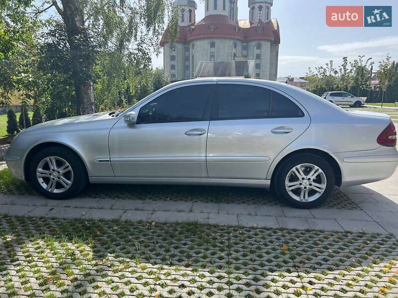Седан Mercedes-Benz E-Class 2005 в Самборі фото 3 Седан Mercedes-Benz E-Class 2005 в Самборі
