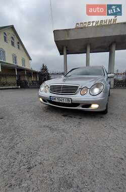 Седан Mercedes-Benz E-Class 2004 в Березане