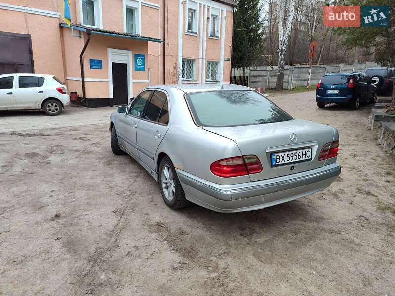 Седан Mercedes-Benz E-Class 2000 в Житомире фото 5 Седан Mercedes-Benz E-Class 2000 в Житомире
