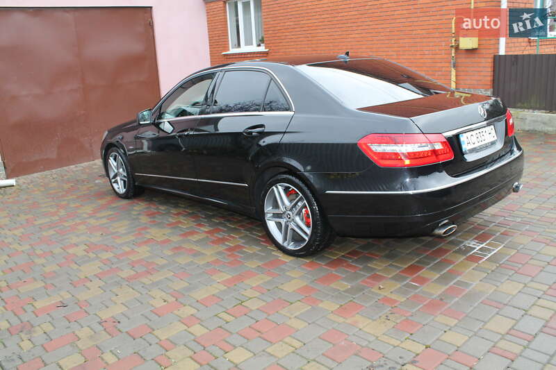 Седан Mercedes-Benz E-Class 2010 в Киверцах фото 6 Седан Mercedes-Benz E-Class 2010 в Киверцах