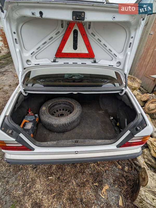 Седан Mercedes-Benz E-Class 1989 в Хмельницком фото 9 Седан Mercedes-Benz E-Class 1989 в Хмельницком