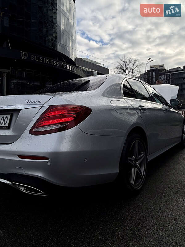 Седан Mercedes-Benz E-Class 2019 в Києві фото 3 Седан Mercedes-Benz E-Class 2019 в Києві