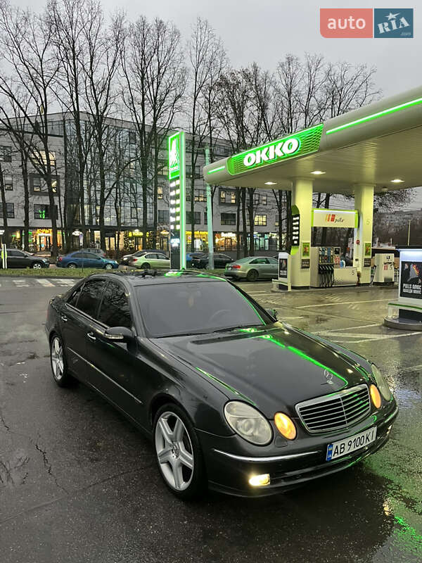 Седан Mercedes-Benz E-Class 2003 в Вінниці
