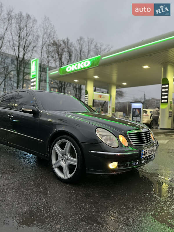 Седан Mercedes-Benz E-Class 2003 в Вінниці