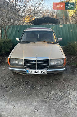 Седан Mercedes-Benz E-Class 1983 в Василькові