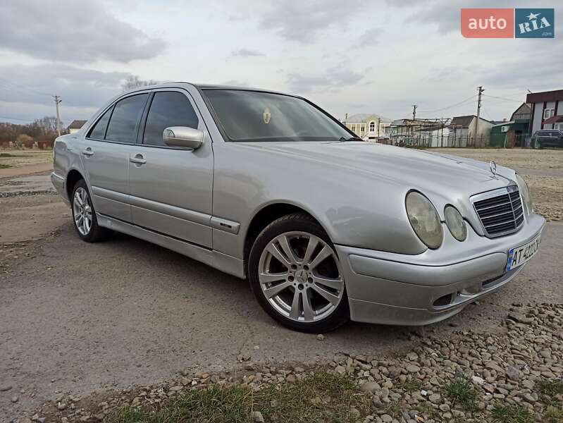Mercedes-Benz E-Class 1999