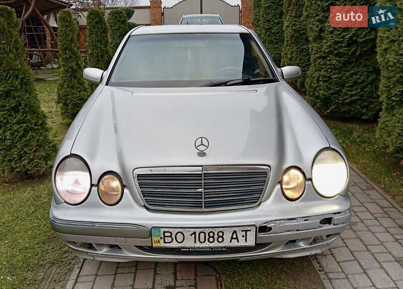 Mercedes-Benz E-Class 2001