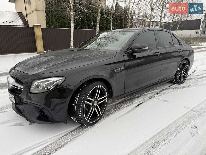 Седан Mercedes-Benz E-Class 2019 в Киеве