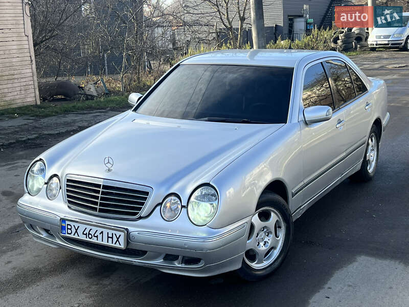 Mercedes-Benz E-Class 2000 Mercedes-Benz E-Class 2000