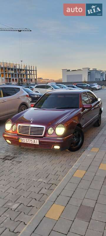 Mercedes-Benz E-Class 1998