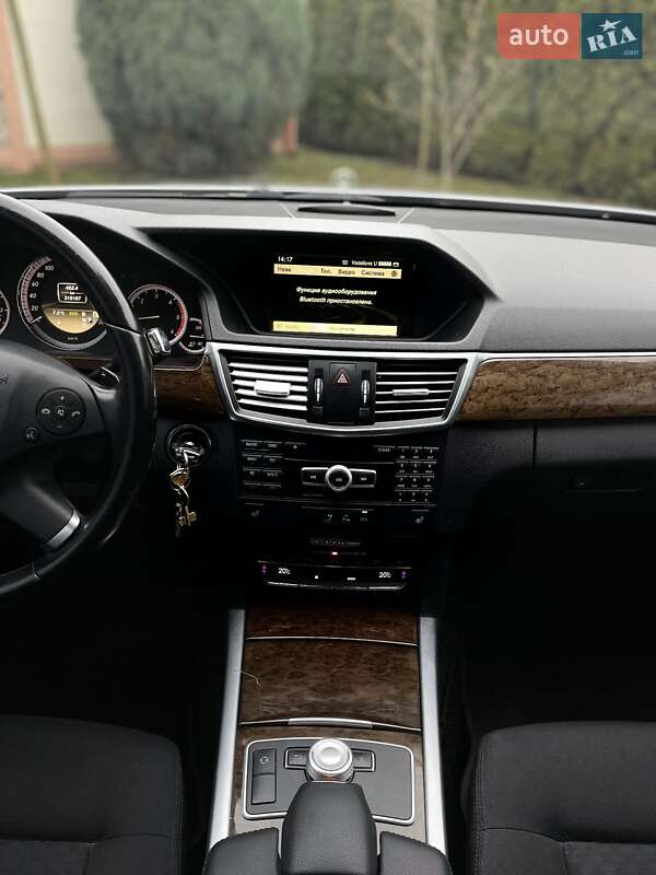 Универсал Mercedes-Benz E-Class 2012 в Ивано-Франковске