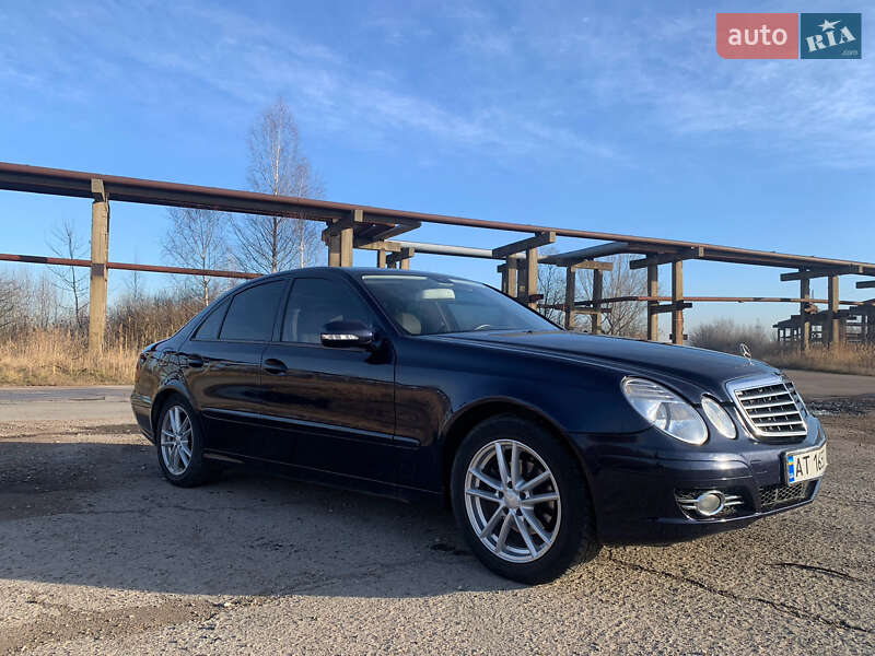Седан Mercedes-Benz E-Class 2007 в Калуше