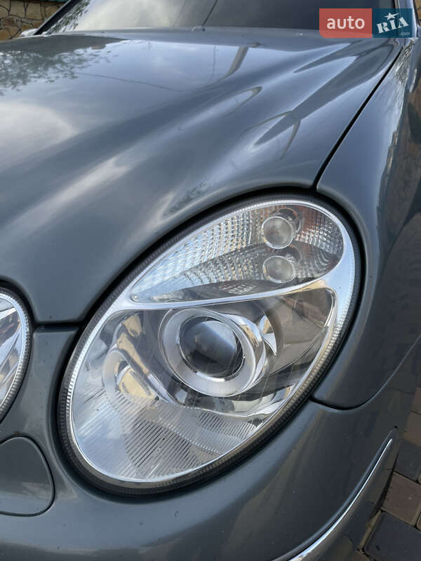 Седан Mercedes-Benz E-Class 2005 в Могилів-Подільському