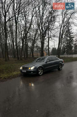 Седан Mercedes-Benz E-Class 2006 в Виннице