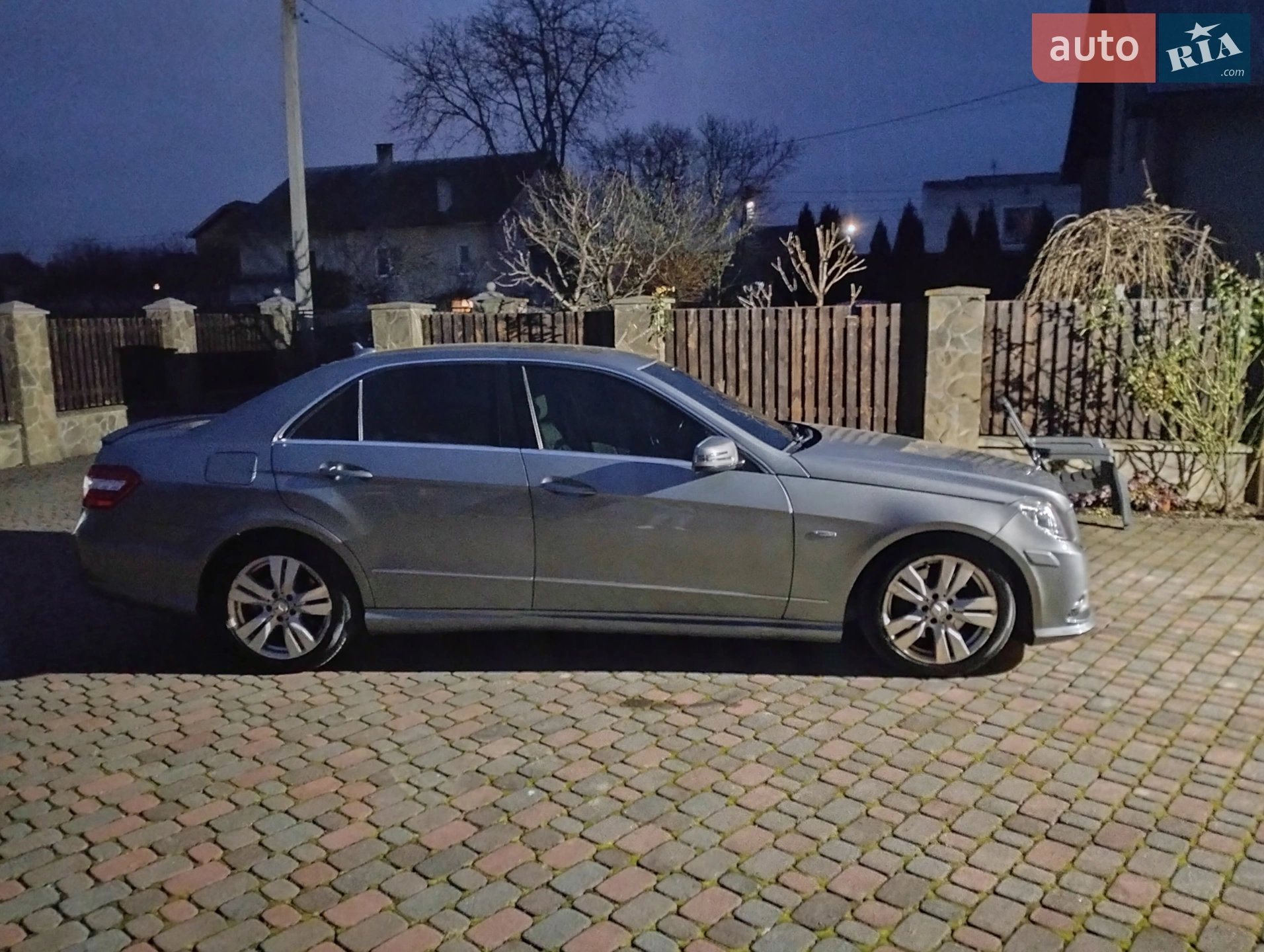 2012 Mercedes-Benz E-klasse - мініатюра 5
