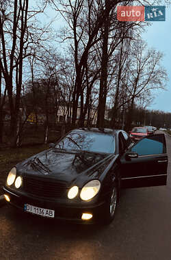 Седан Mercedes-Benz E-Class 2003 в Киеве