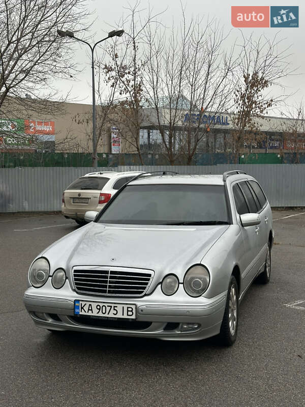 Mercedes-Benz E-Class 2002