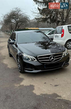 Седан Mercedes-Benz E-Class 2013 в Вінниці