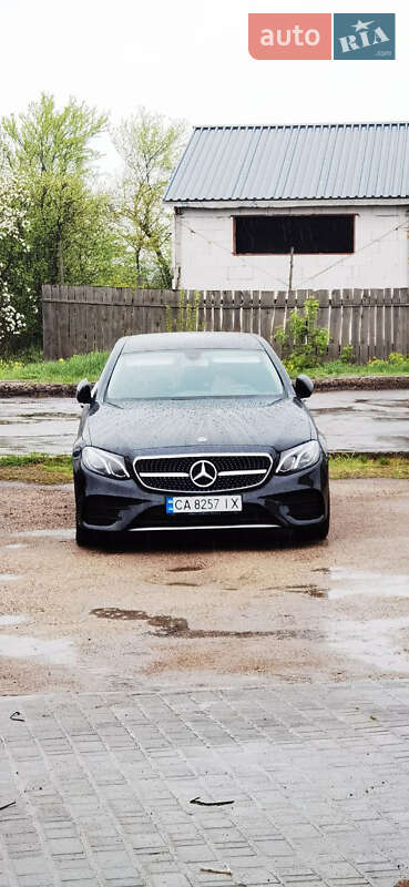 Седан Mercedes-Benz E-Class 2017 в Смілі