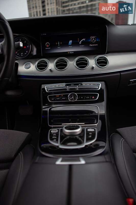 Універсал Mercedes-Benz E-Class 2017 в Києві