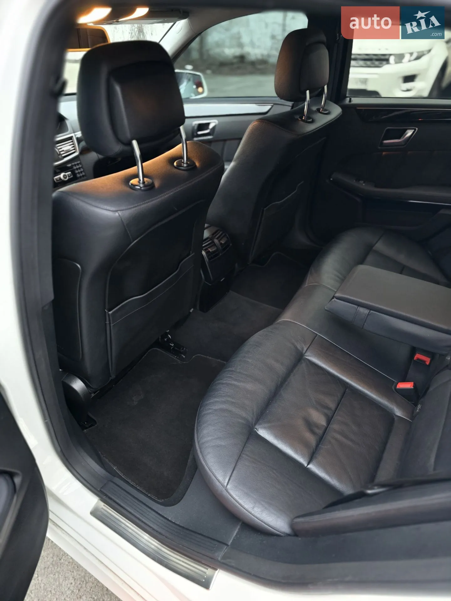 2011 Mercedes-Benz E-klasse - мініатюра 18