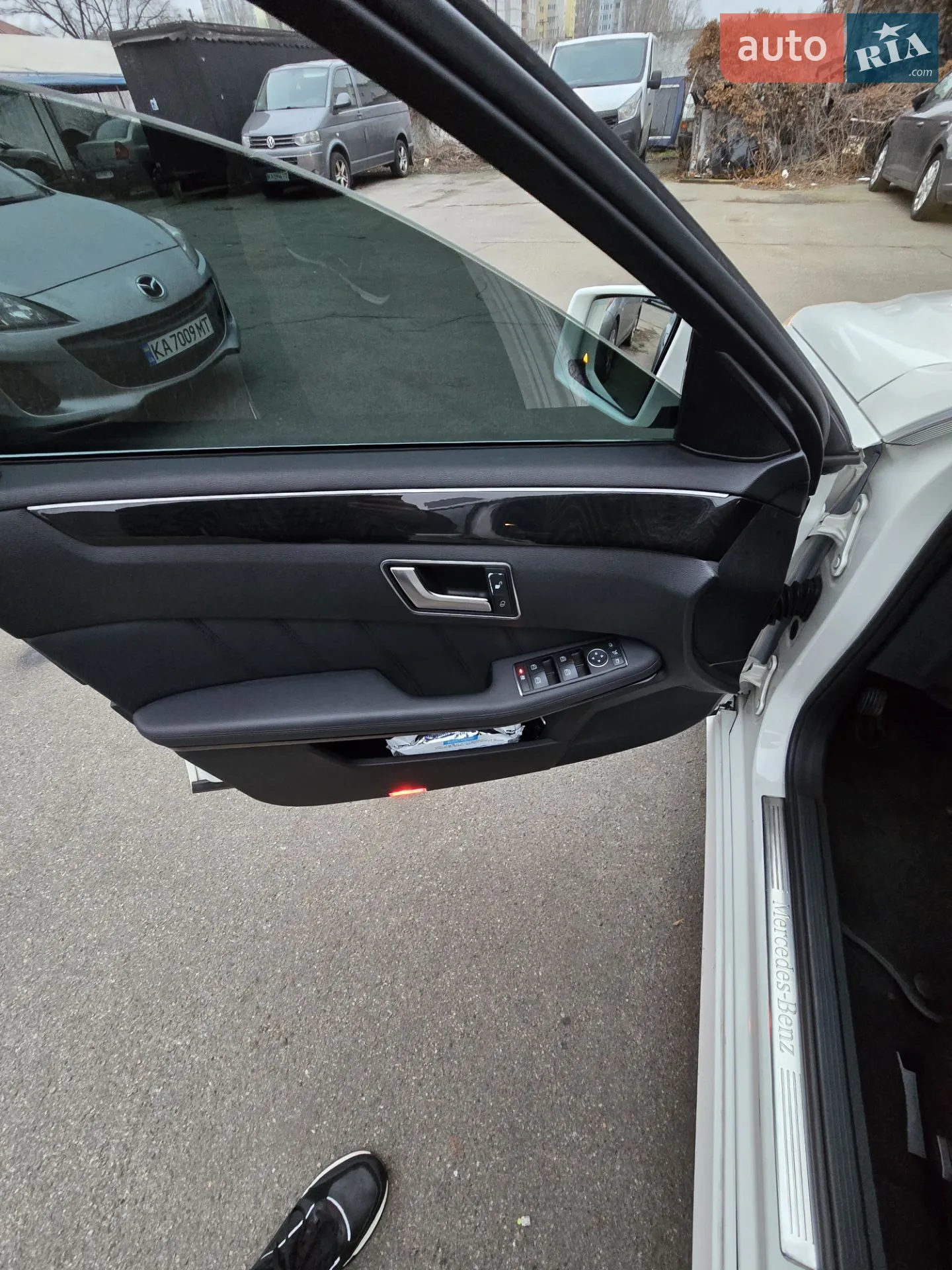 2011 Mercedes-Benz E-klasse - мініатюра 26