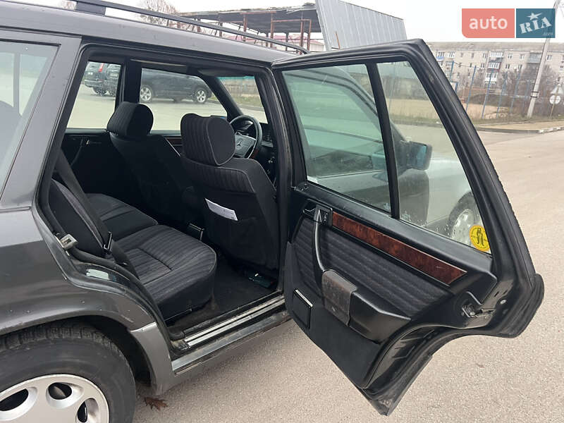 Універсал Mercedes-Benz E-Class 1993 в Богуславі