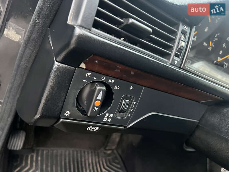 Універсал Mercedes-Benz E-Class 1993 в Богуславі