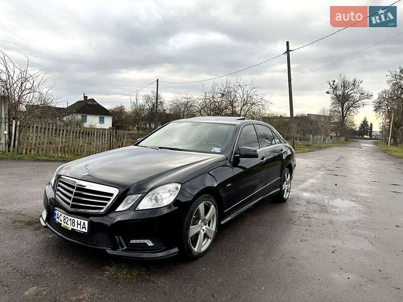 Mercedes-Benz E-Class 2012