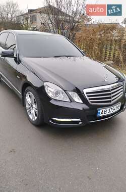 Седан Mercedes-Benz E-Class 2011 в Вінниці