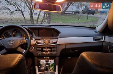 Універсал Mercedes-Benz E-Class 2010 в Андріївці