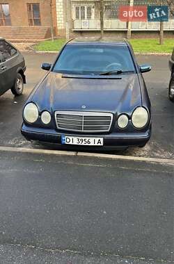 Седан Mercedes-Benz E-Class 1998 в Ізмаїлі