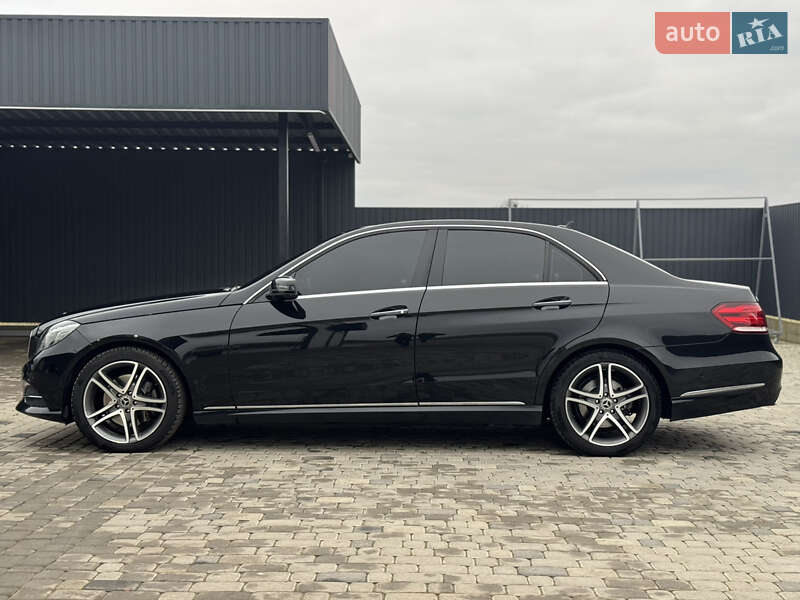 Седан Mercedes-Benz E-Class 2013 в Виннице