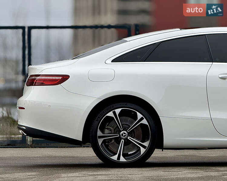 Купе Mercedes-Benz E-Class 2017 в Києві