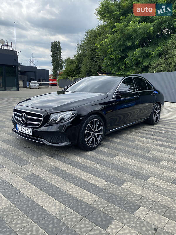 Седан Mercedes-Benz E-Class 2019 в Ужгороді фото 41 Седан Mercedes-Benz E-Class 2019 в Ужгороді