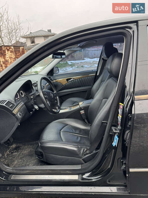 Седан Mercedes-Benz E-Class 2008 в Киеве