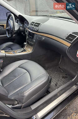 Седан Mercedes-Benz E-Class 2008 в Киеве