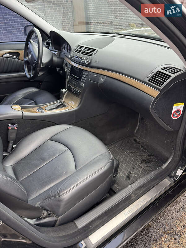 Седан Mercedes-Benz E-Class 2008 в Киеве