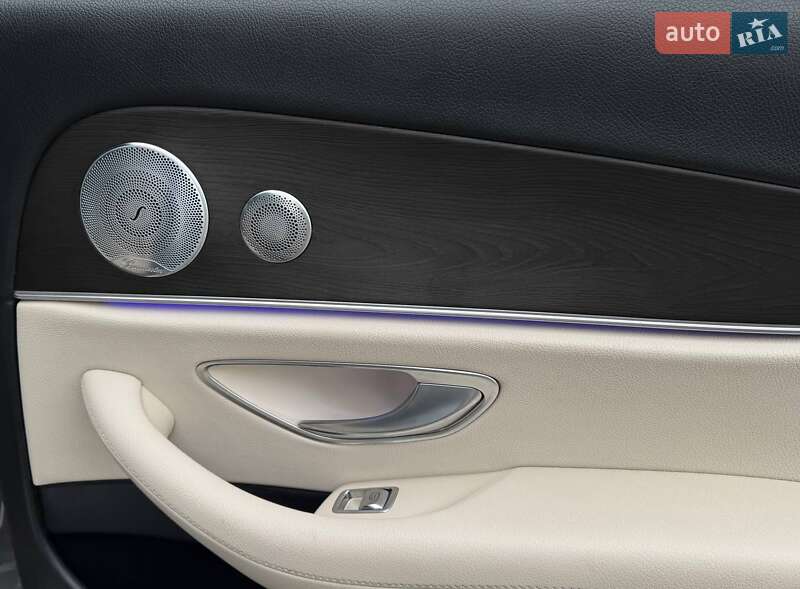 Седан Mercedes-Benz E-Class 2018 в Днепре